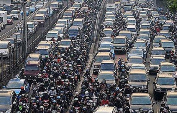 Photos Of The Day : Motorcycles In Jakarta, Indonesia, Where 8 In Every 10 People Own At Least One - autojosh 
