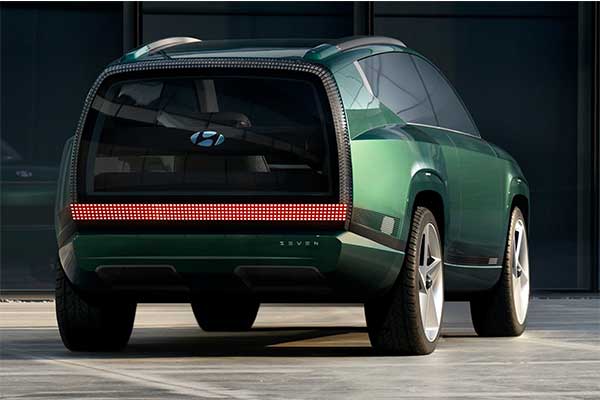 Hyundai Reveals SEVEN Which Is A Concept Full-Sized Electric SUV