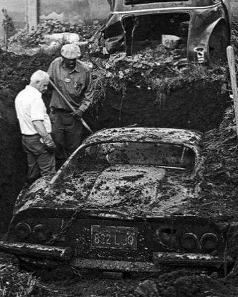 Digging Up A Ferrari Stolen And Buried By The Owner To Scam Insurance Company - autojosh 