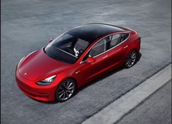 Tesla Blasted For Shipping Electric Cars Without USB Ports, Amid Global Chip Shortage - autojosh 