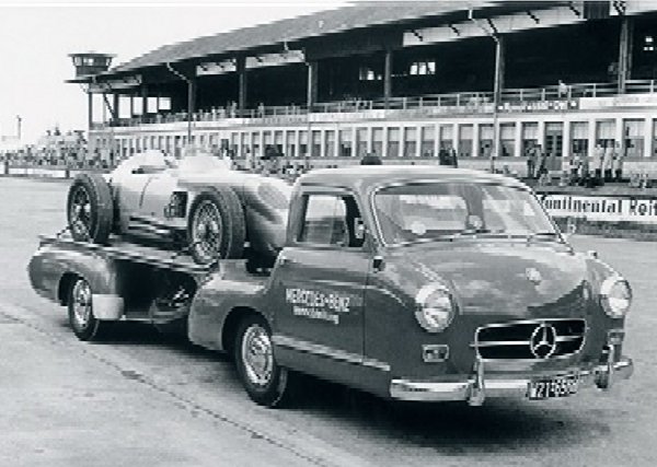 “Blue Wonder” Transporter Provided Fast Transport For Mercedes-Benz Racing Cars In The 1950s - autojosh 