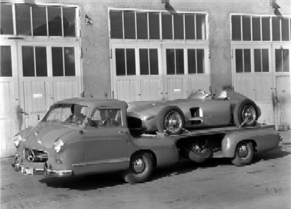 “Blue Wonder” Transporter Provided Fast Transport For Mercedes-Benz Racing Cars In The 1950s - autojosh 