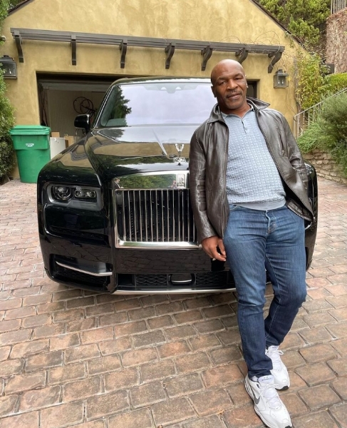 Photos Of The Day : Mike Tyson With Rolls-Royce Silver Spur In 1987 And RR Cullinan In 2021 - autojosh 