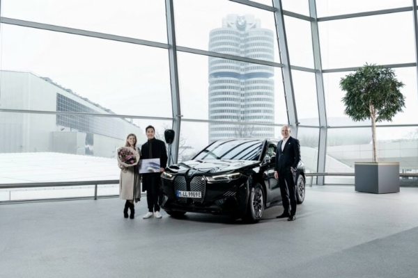 BMW Group Hands Over One-Millionth Electrified Vehicle - autojosh