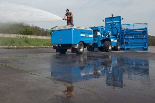 Bozene Riot Vehicle - autojosh 