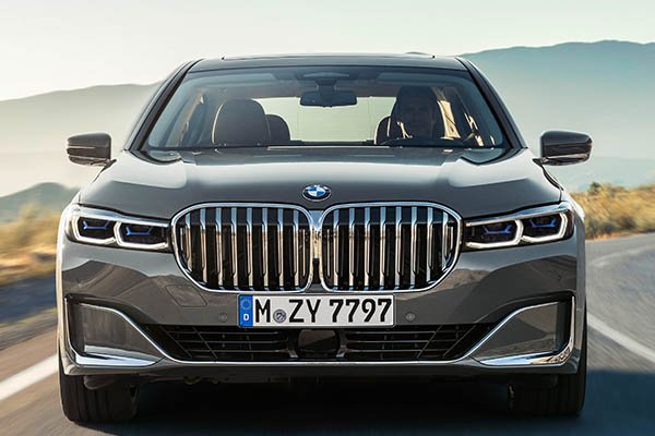 Question Of The Day : China's Hongqi H9 VS Germany's BMW 7-Series, Who Wears The Grille Better? - autojosh 