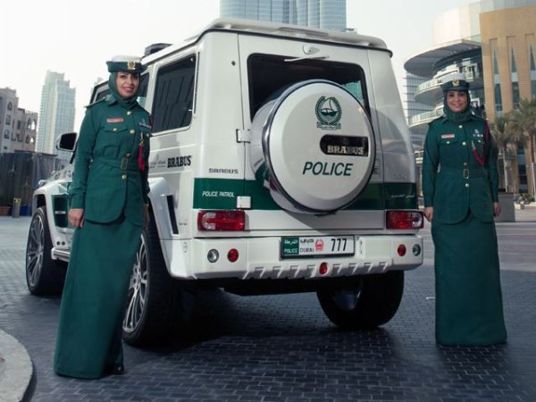 Photos Of The Day : Dubai Police Women And Their Brabus-tuned Mercedes-AMG G63 - autojosh 