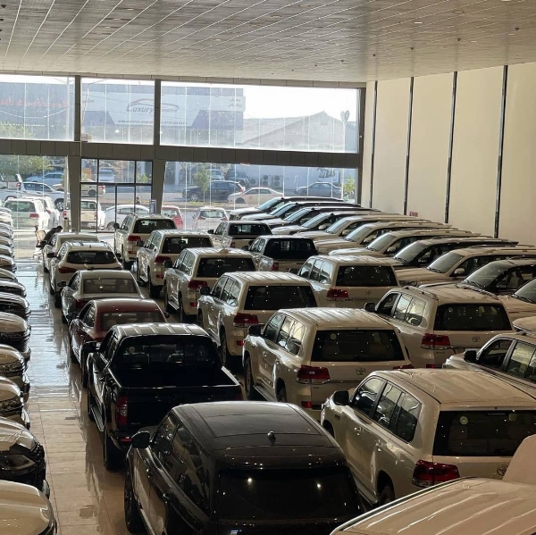 Hundreds Of New Land Cruiser 300 Spotted At A Dealerships In Middle East, Toyota’s Biggest Market - autojosh 