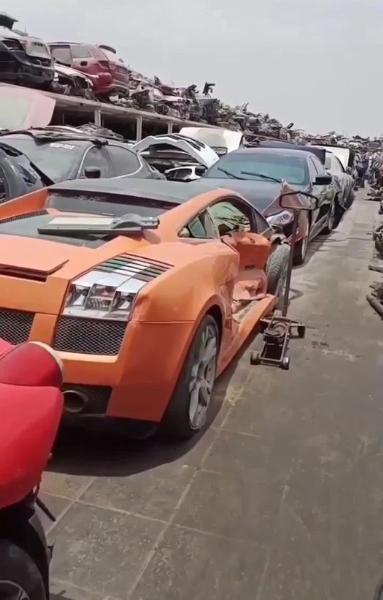 Lamborghinis, Ferraris, Bentleys, Rolls-Royces, Mercedes, This Scrapyard In Dubai Will Make You Sad - autojosh 
