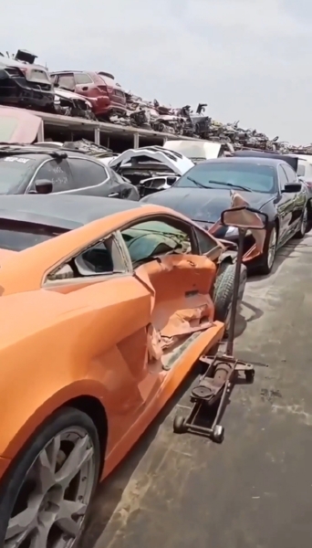 Lamborghinis, Ferraris, Bentleys, Rolls-Royces, Mercedes, This Scrapyard In Dubai Will Make You Sad - autojosh 