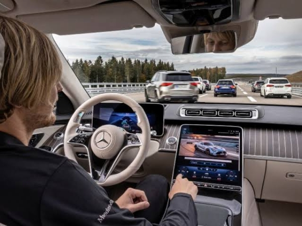 No Hands On Steering : Mercedes To Sell Level 3 Autonomous Vehicle In 2022 - autojosh