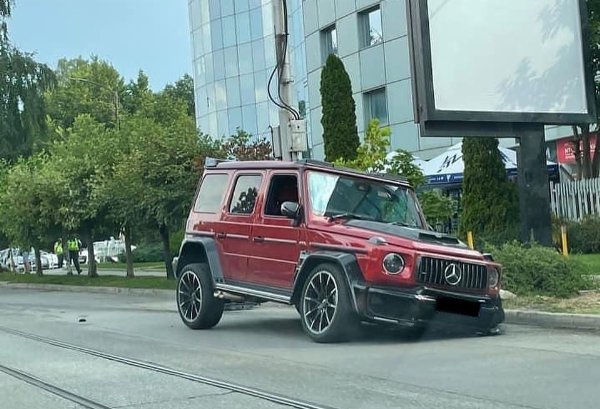 Photos Of The Day : Mercedes-Benz G-Wagon SUV Suffers Catastrophic Ball Joint Failure - autojosh 