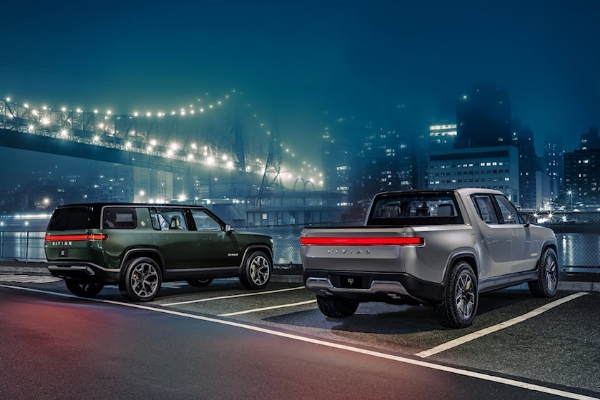 First Two Rivian R1S Electric SUVs Delivered To Company's CEO And CFO - autojosh