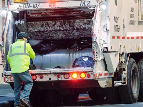 Wow! Sanitation Workers In New York Earned ₦123 Million Last Year As Staff Shortages Boosted Overtime Pay - autojosh 