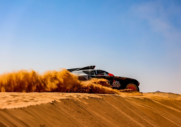 All 3 Audi RS Q e-trons Conquered The World’s Toughest Off-road Dakar Rally In Saudi Arabia - autojosh 