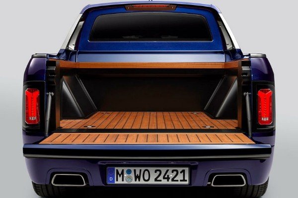 Pictures Of The Day : BMW Made A One-off Pickup Based On New X7 SUV - autojosh 