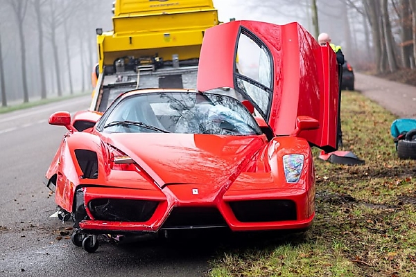 A Mechanic Just Wrecked A Ferrari Enzo After Smashing The $3.5 Million Sports Car Into Tree - autojosh 