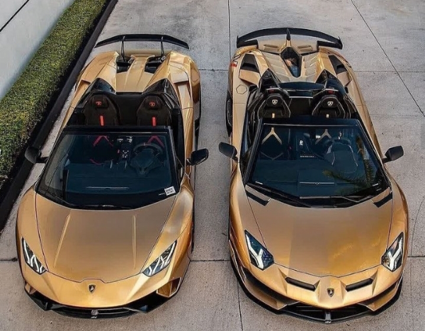 Question Of The Day : Which Is Your Favorite, Lamborghini Huracan (L) Or  Aventador (R)?