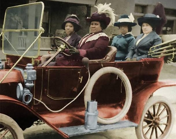 Madam C.J. Walker, America's First Female Self-made Millionaire, In Her Ford With Her Friends In 1911 - autojosh 