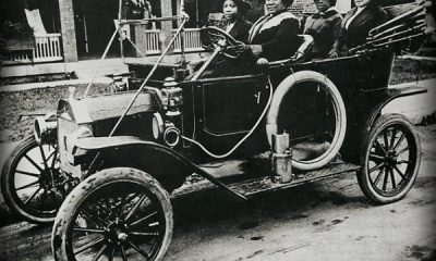 Madam C.J. Walker, America's First Female Self-made Millionaire, In Her Ford With Her Friends In 1911 - autojosh