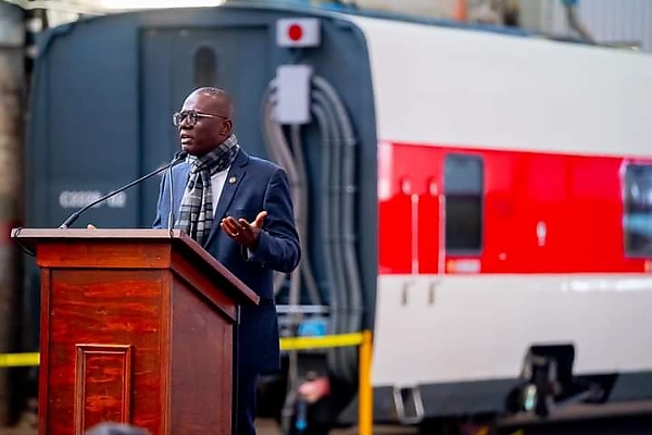 PHOTOS: Gov. Babajide Sanwo-Olu Buys Two Talgo 330-km High-speed Trains For Lagos Metro Line Project - autojosh 