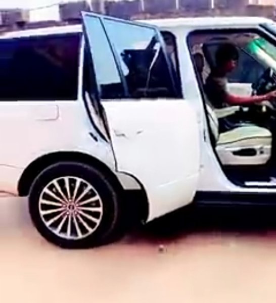 Zazuu Zeh Crooner 'Portable' Sheds Tears Of Joy After Getting Range Rover Gift - autojosh 