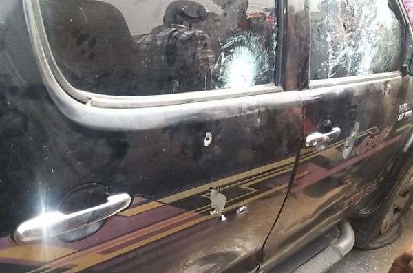 Armed Robbers Dressed In Police Uniform Attack Bullion Van In Ibadan, Kills 2 Policemen, Three Others - autojosh 