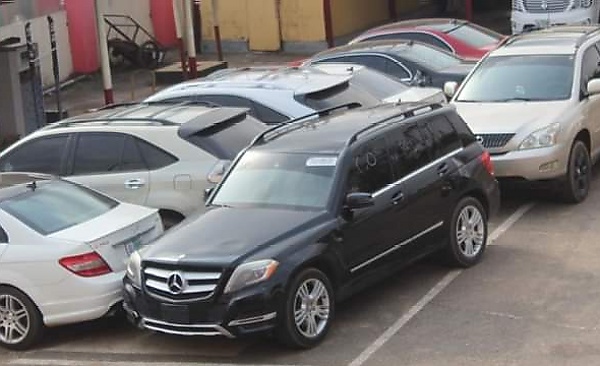 EFCC Arrests 31 Yahoo Boys In Benin, Recovers Four Lexus, Five Mercedes - autojosh 