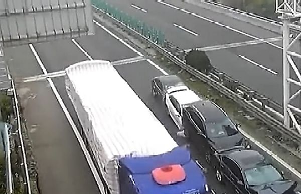 Terrifying Moment That Five Vehicles Crashed Into One Another In China - autojosh 