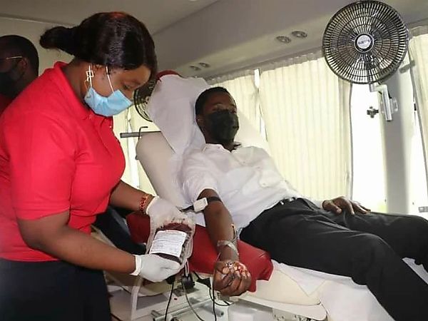 Lagos Urges Citizens To Donate Blood Voluntary, Deploys ‘Bloodmobile’ For Donor Drive - autojosh 