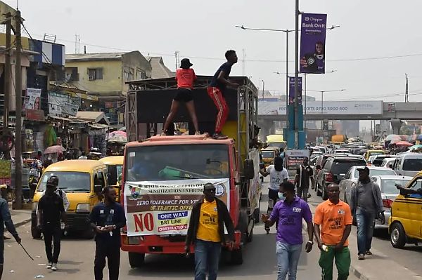 Don't Drive Against Traffic, BRT Corridor, Lagos Mobile Court Warns Motorists Against Flouting Traffic Laws - autojosh 