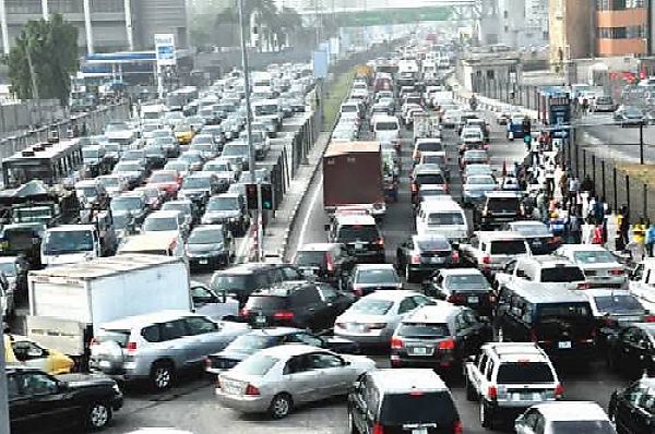 Lagos State Parking Authority (LASPA) Solicits Support To Address Illegal Parking-induced Traffic - autojosh 