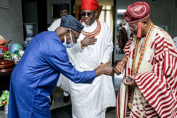 Moment Oba Of Benin Arrived Obasanjo’s Residence In Rolls-Royce - autojosh 