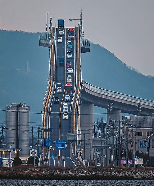Today's Photos : This Terrifying Bridge In Japan Will Give The Most Confident Drivers Nightmares - autojosh 
