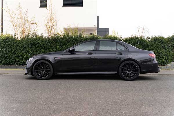 Brabus Goes Nuts With This 900Hp Mercedes-AMG E63s (Brabus 900)