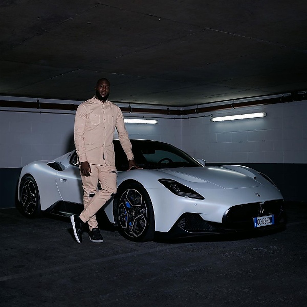 Chelsea Star Lukaku Shows Off New $254,000 Maserati MC20 - autojosh 