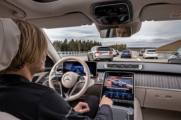 Drive Pilot : Mercedes Says It Will Take Responsibility When Its Self-Driving S-Class Crashes - autojosh 