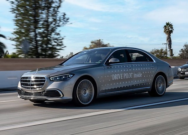 Drive Pilot : Mercedes Says It Will Take Responsibility When Its Self-Driving S-Class Crashes - autojosh 