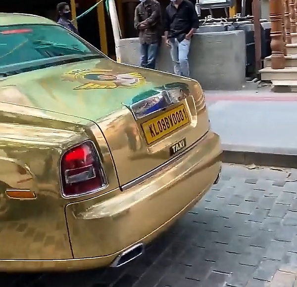 Gold Rolls-Royce Phantom “Taxi” Spotted In India, Cost ₦137,000 To Get A 300km Ride - autojosh 