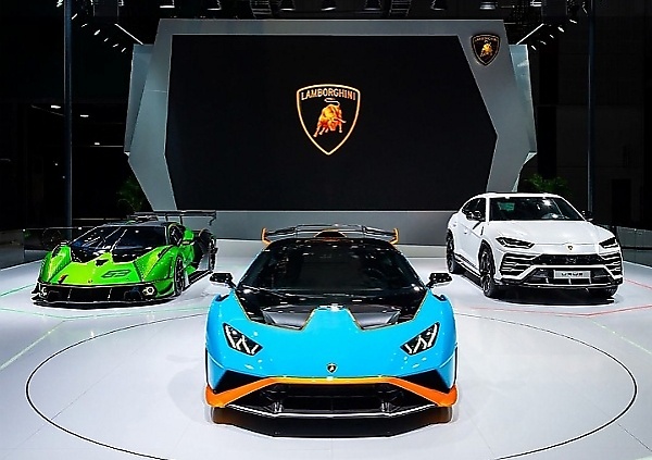 Lamborghini Can Easily Make Up For Lost Sales In Russia Through Other Markets - CEO - autojosh 