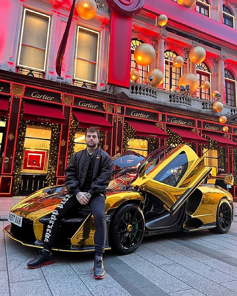 Police Seizes $1.2 Million Gold McLaren Senna Because Millionaire Owner ...