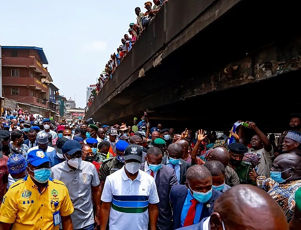 Sanwo-Olu Visits Scene Of Apongbon Bridge Fire, Says Quit Notice To Traders Will Not Be Extended - autojosh