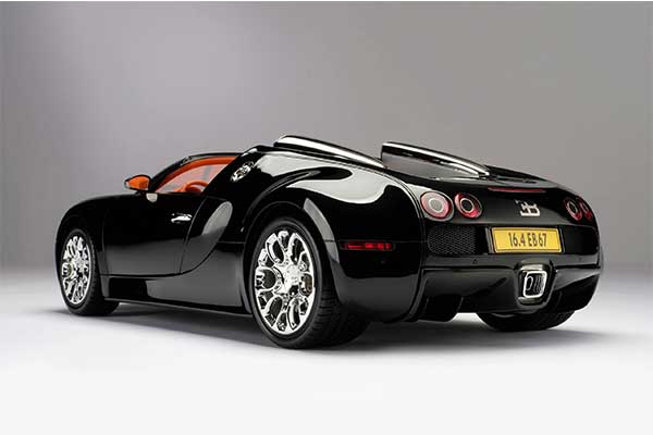 Check Out This Replica Bugatti Veyron By Amalgam Collection
