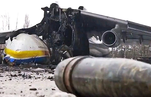See The Remains Of World’s Largest Plane Antonov An-225 Destroyed By Russia - autojosh 