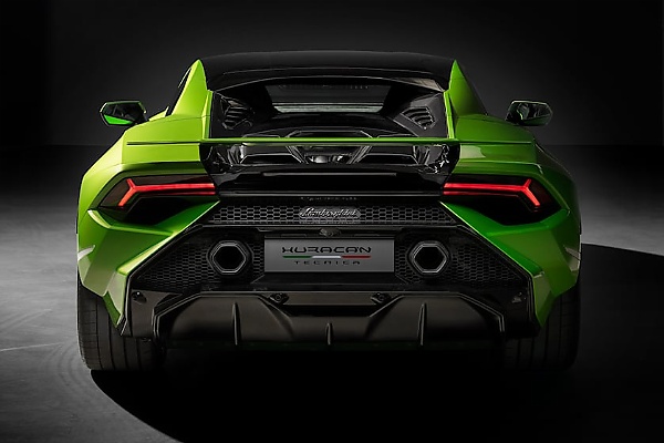 Lamborghini Celebrates A New Milestone, 20000th Huracán Rolls Off The Assembly Line - autojosh 
