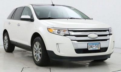 picture of a 2011 ford edge suv