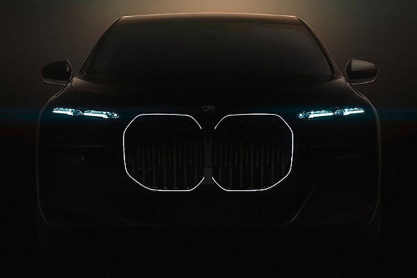 BMW i7 Electric Sedan Teased With Panoramic Glass Roof, Massive Rear Screen, Ahead Of April 20th Debut - autojosh 