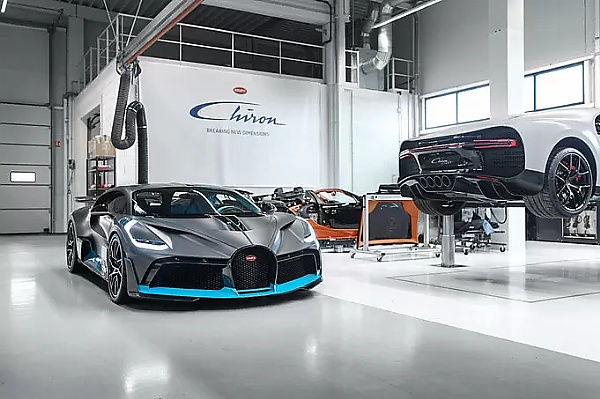 Bugatti Veyron Oil Change Takes 27 Hours And Can Cost ₦8.7 Million