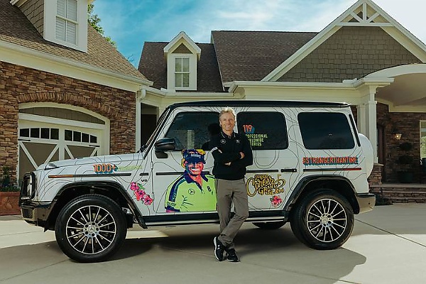 Mercedes Honors Golf Legend Bernhard Langer With A G-Class Covered In Art - autojosh