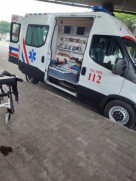 State-of-the-art Mobile Clinic : LASAMBUS Officials Rescue, Deliver Stranded Pregnant Woman In Labour - autojosh 